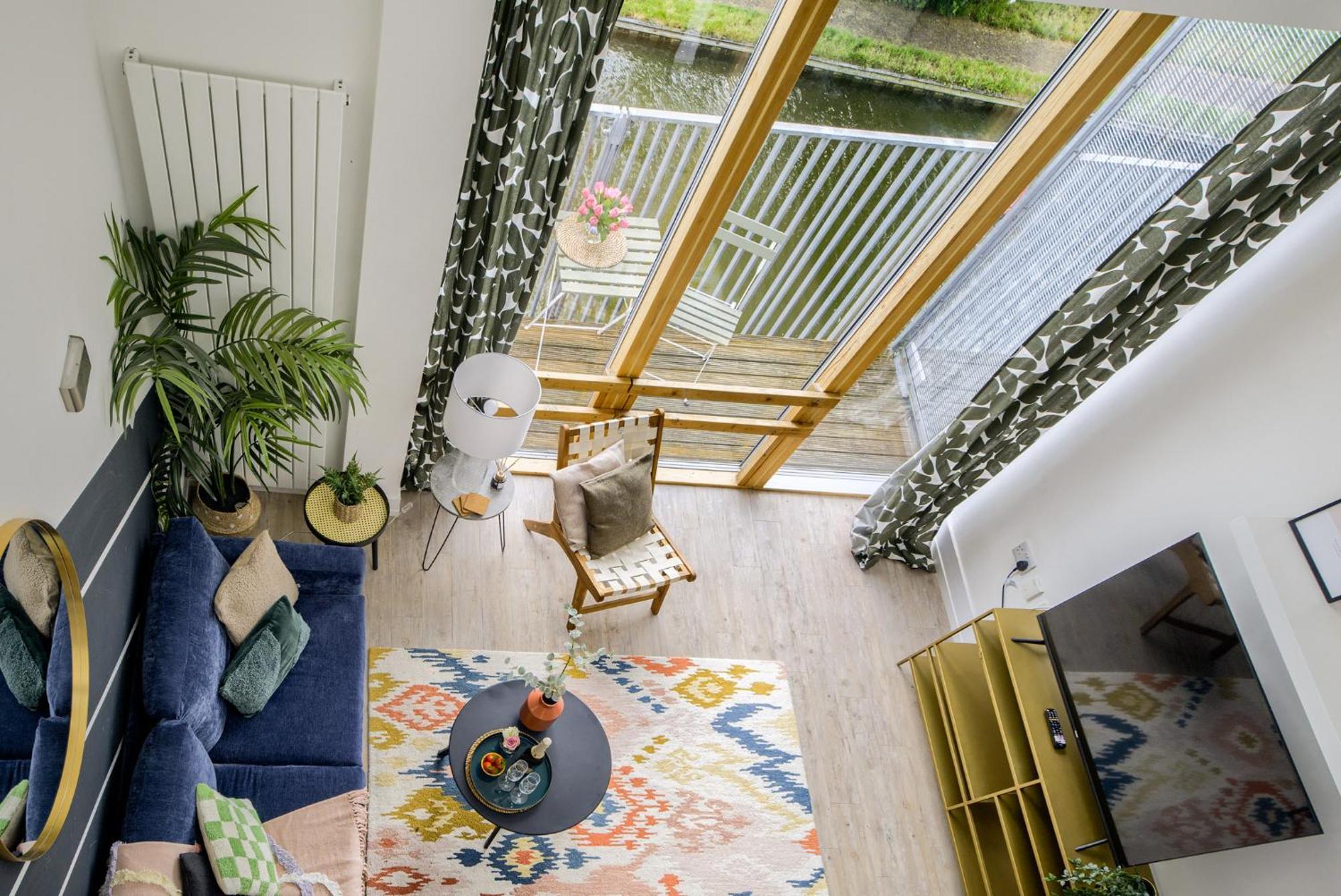 Coventry Large 4-Bed Townhouse By Empower Homes Esterno foto